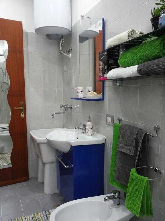 San Nicola Apartment Blu Naples Luaran gambar
